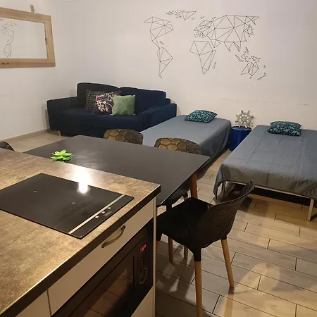 アパート Good Night In Iii シュチェチン